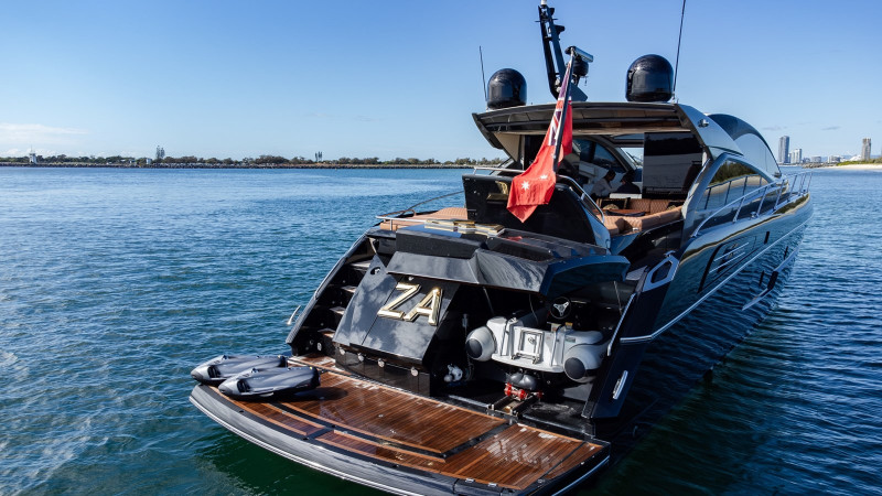 PREDATOR 68 2013 71' 2" SUNSEEKER