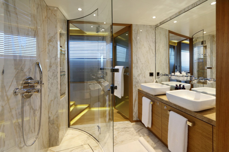 DISPLACEMENT  2015 MULDER SHIPYARD