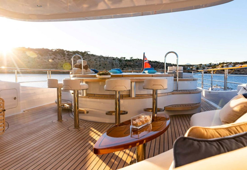 DISPLACEMENT  2015 MULDER SHIPYARD