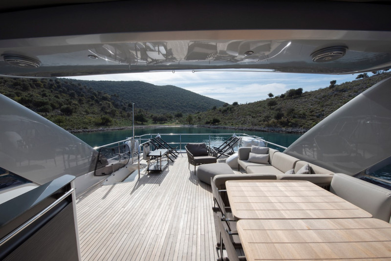 88 MOTOR YACHT 2014 86' 7" PRINCESS YACHTS