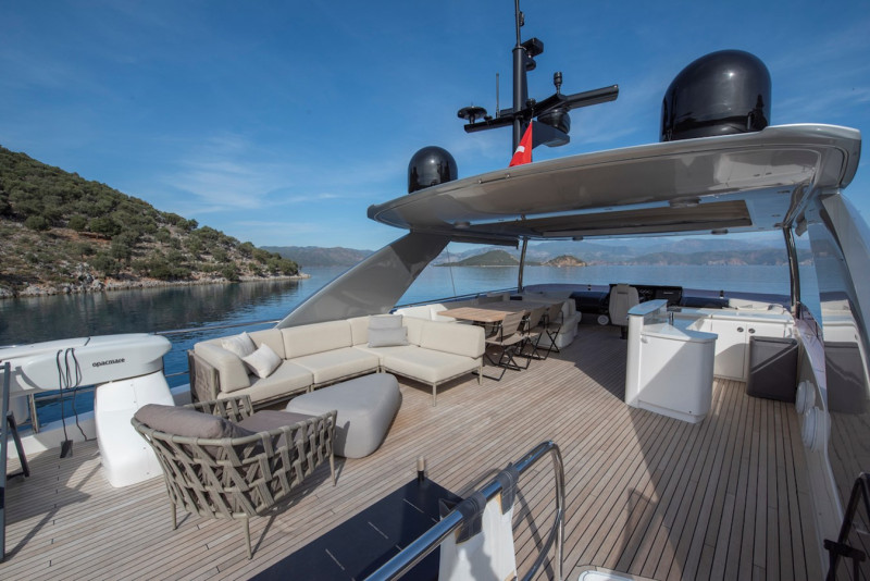 88 MOTOR YACHT 2014 86' 7" PRINCESS YACHTS