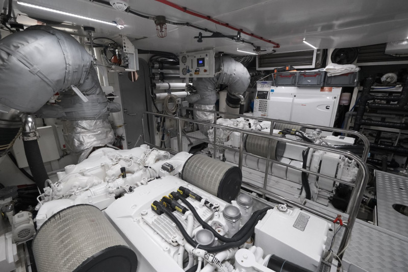 88 MOTOR YACHT 2014 86' 7" PRINCESS YACHTS