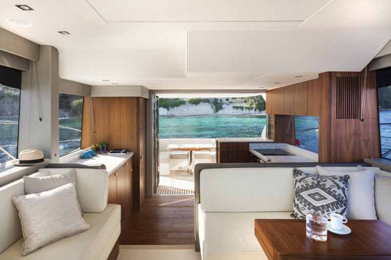 2018 56' 6" SUNSEEKER