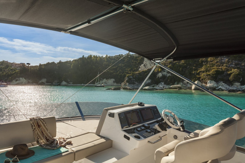 2018 56' 6" SUNSEEKER