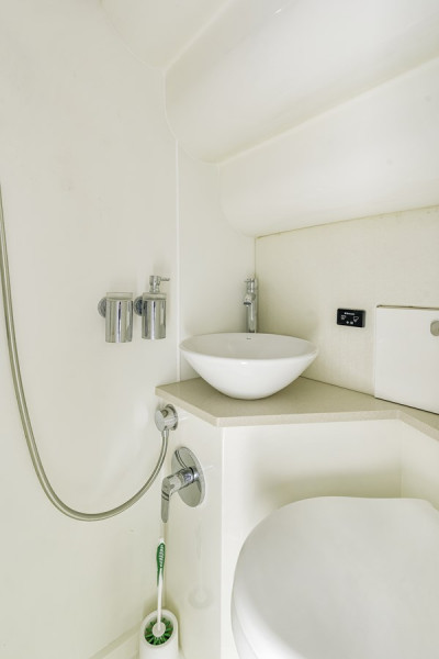 68 PREDATOR 2014 68' 0" SUNSEEKER