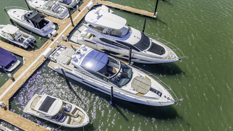 68 PREDATOR 2014 68' 0" SUNSEEKER