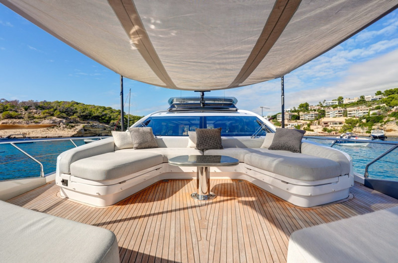 S8 2023 80' 10" AZIMUT YACHTS