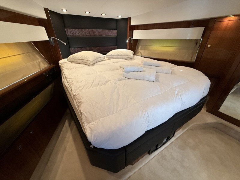 2011 73' 10" SUNSEEKER