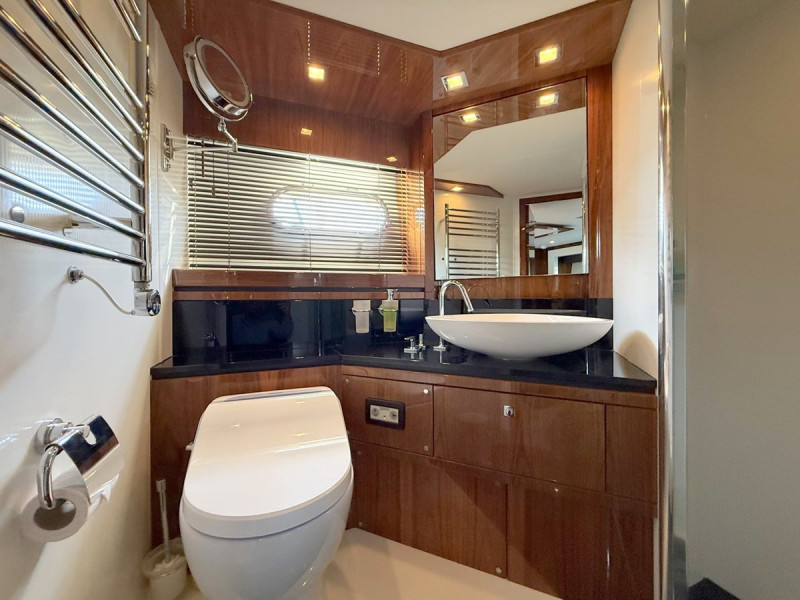 2011 73' 10" SUNSEEKER