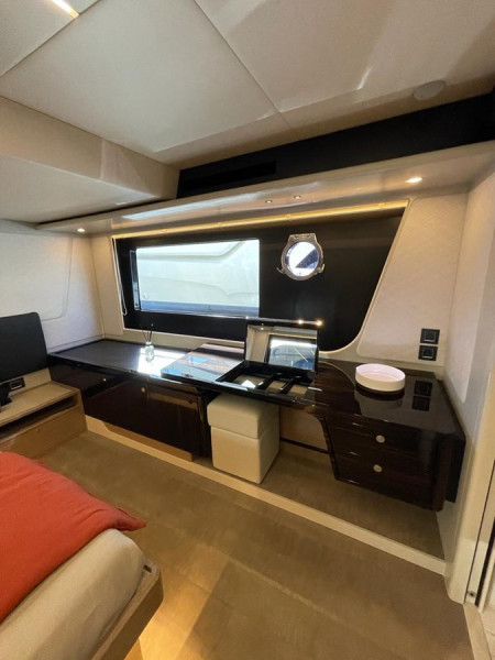 62 FLY 2019 61' 2" ABSOLUTE