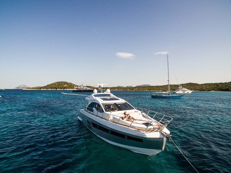 AZIMUT 55S 2015 54' 6" AZIMUT YACHTS