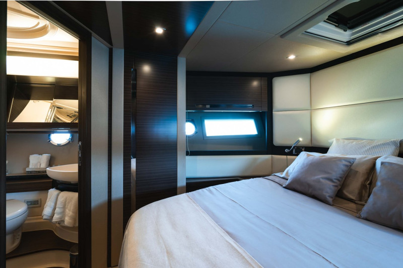 AZIMUT 55S 2015 54' 6" AZIMUT YACHTS