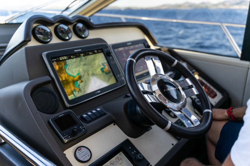 AZIMUT 55S 2015 54' 6" AZIMUT YACHTS