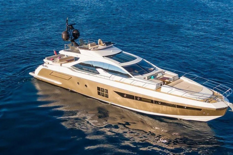 77S 2016 80' 7" AZIMUT YACHTS