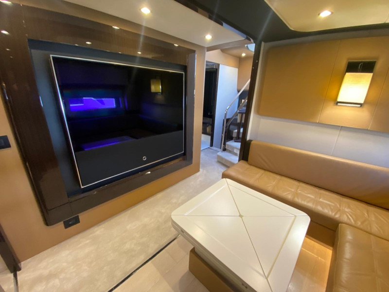 77S 2016 80' 7" AZIMUT YACHTS