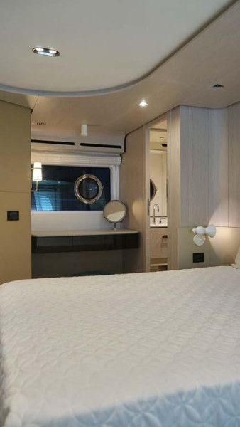 78 FLY 2023 78' 9" AZIMUT YACHTS