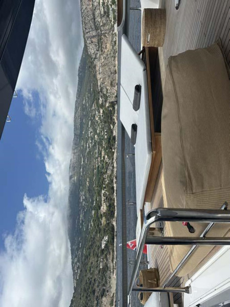 78 FLY 2023 78' 9" AZIMUT YACHTS