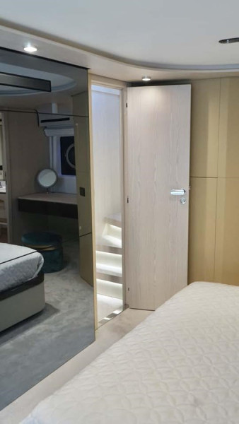 78 FLY 2023 78' 9" AZIMUT YACHTS