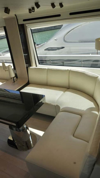 78 FLY 2023 78' 9" AZIMUT YACHTS