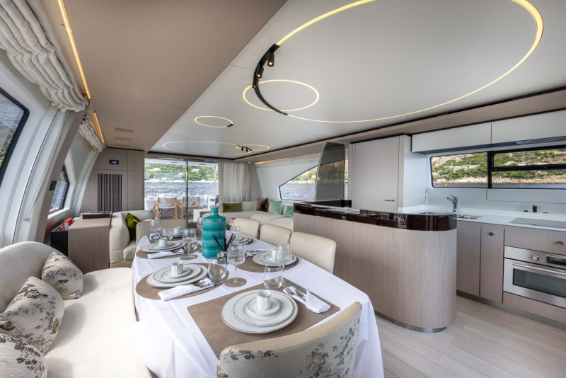 AZIMUT 72 FLY 2023 74' 3" AZIMUT YACHTS