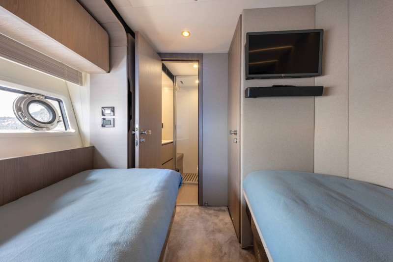 AZIMUT 72 FLY 2023 74' 3" AZIMUT YACHTS