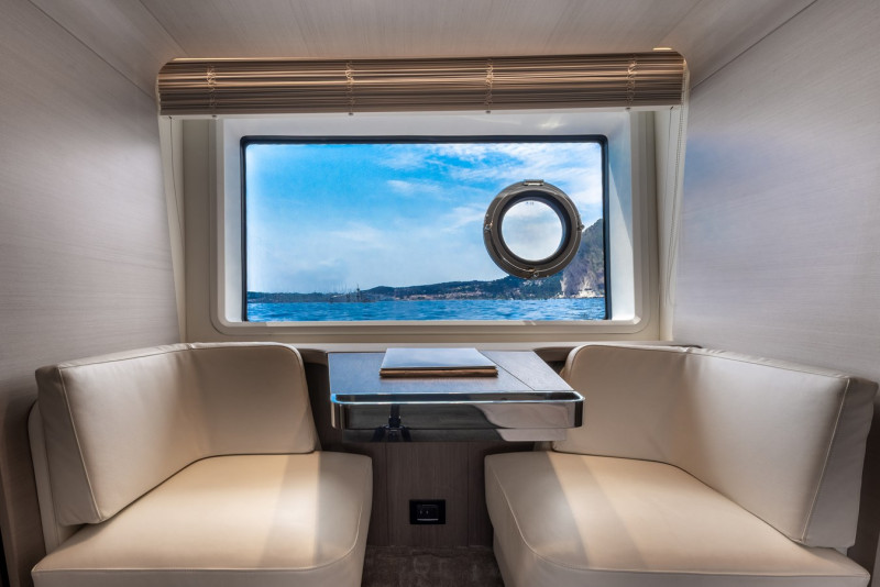 AZIMUT 72 FLY 2023 74' 3" AZIMUT YACHTS