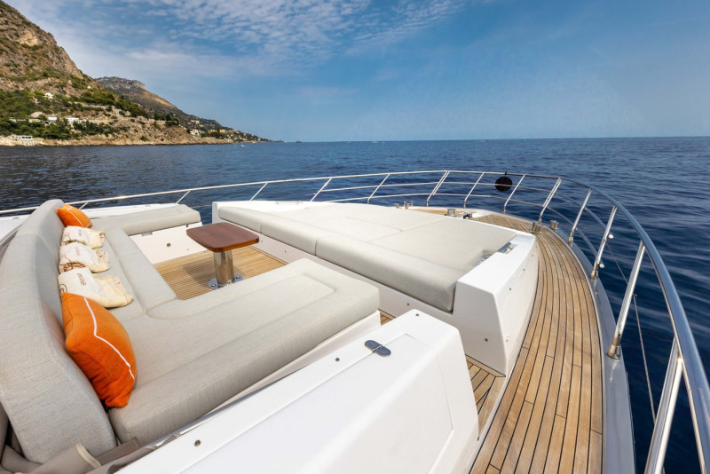 AZIMUT 72 FLY 2023 74' 3" AZIMUT YACHTS