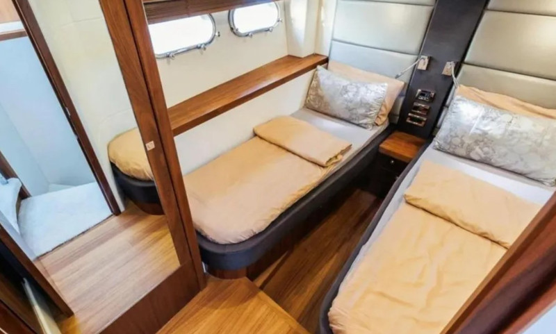 SUNSEEKER MANHATTAN 63 2012 SUNSEEKER