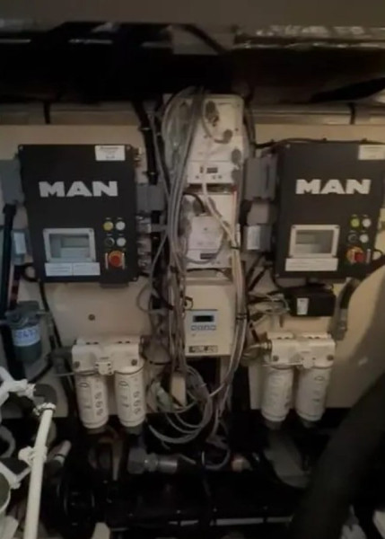 SUNSEEKER MANHATTAN 63 2012 SUNSEEKER