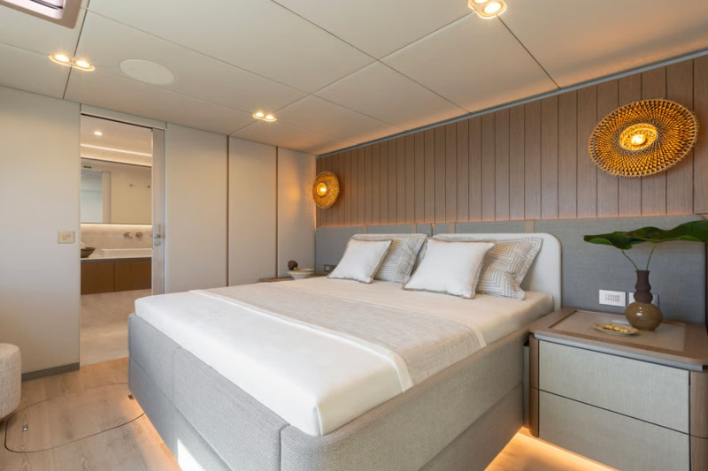 SUNREEF 100 POWER 2025 93' 11" SUNREEF YACHTS