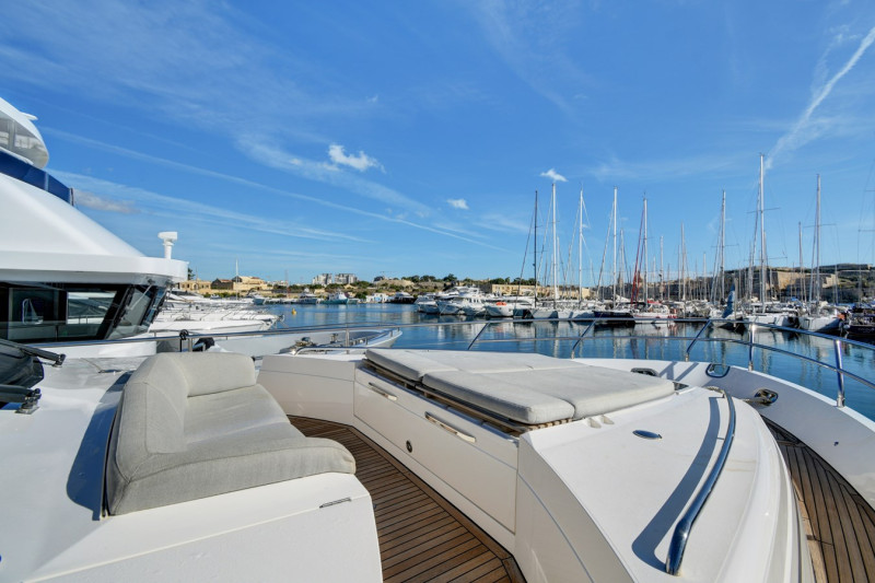 2014 72' 0" PRINCESS YACHTS