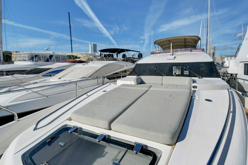 2014 72' 0" PRINCESS YACHTS