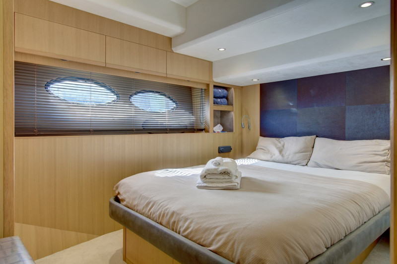 2014 72' 0" PRINCESS YACHTS