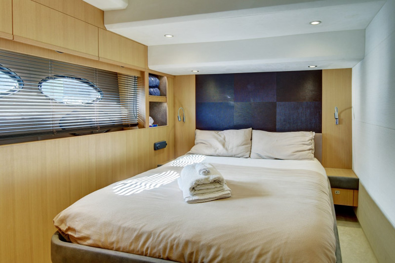 2014 72' 0" PRINCESS YACHTS