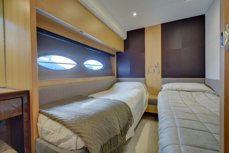 2014 72' 0" PRINCESS YACHTS