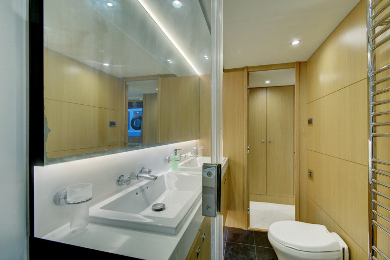 2014 72' 0" PRINCESS YACHTS