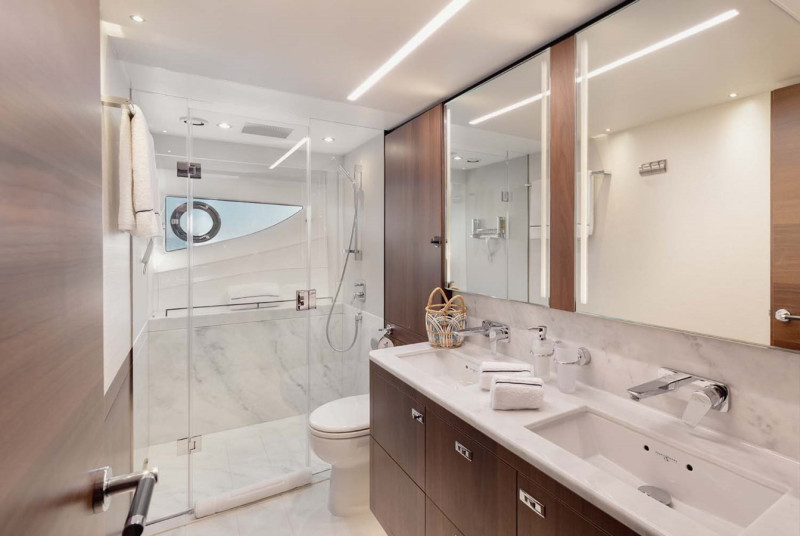 2019 80' 2" PRINCESS YACHTS