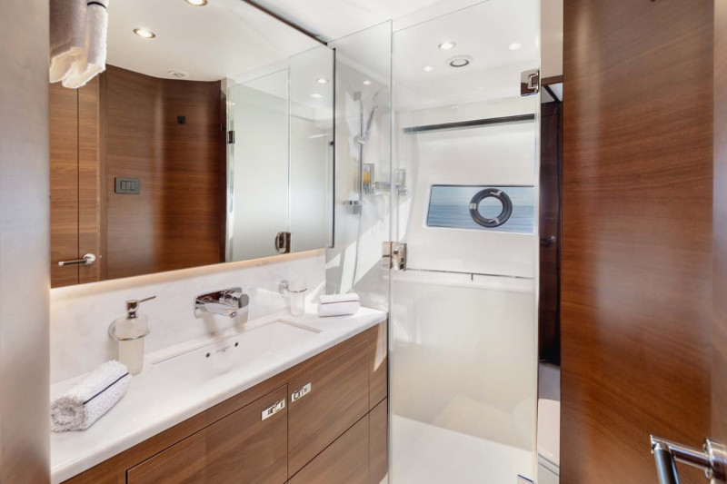 2019 80' 2" PRINCESS YACHTS