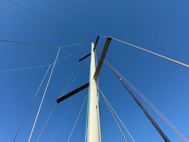 2005 42' 0" BENETEAU