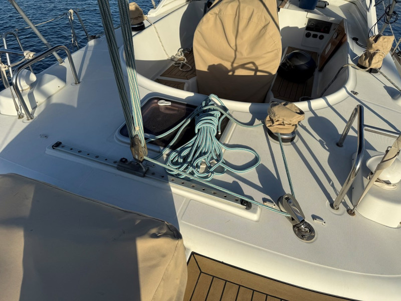 2005 42' 0" BENETEAU