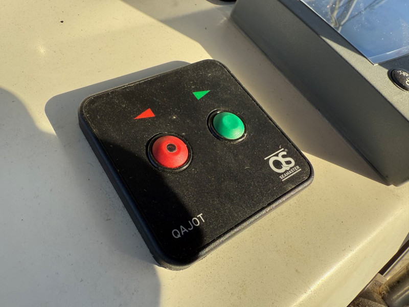 2005 42' 0" BENETEAU