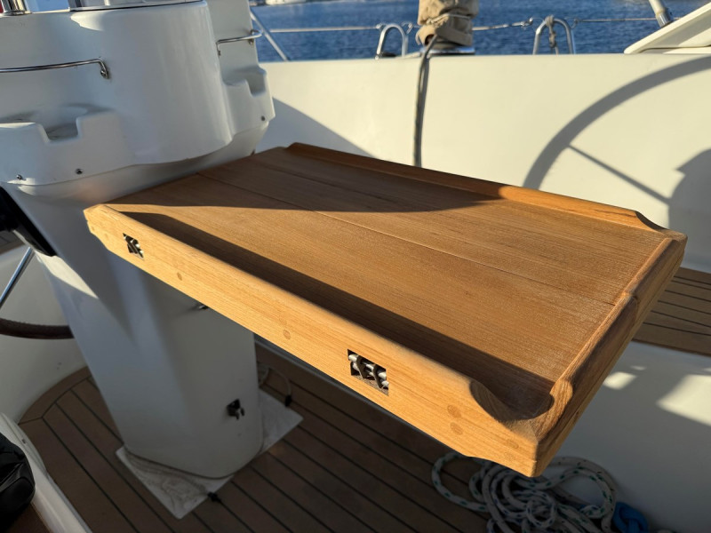 2005 42' 0" BENETEAU