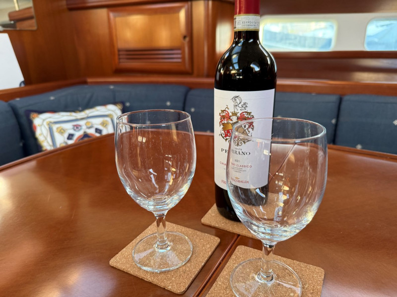 2005 42' 0" BENETEAU