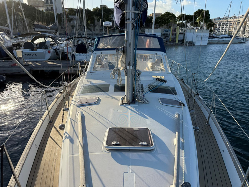 2005 42' 0" BENETEAU