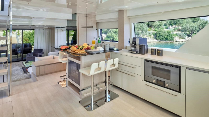 2021 77' 11" SANLORENZO YACHTS