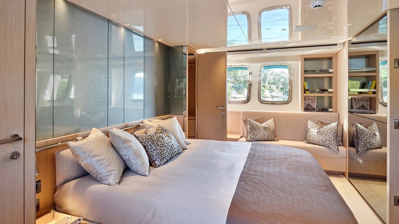 2021 77' 11" SANLORENZO YACHTS