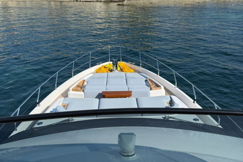 AZIMUT FLY 68 2022 68' 10" AZIMUT YACHTS