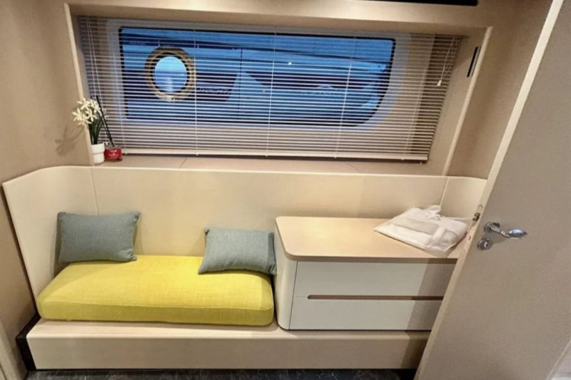 AZIMUT FLY 68 2022 68' 10" AZIMUT YACHTS