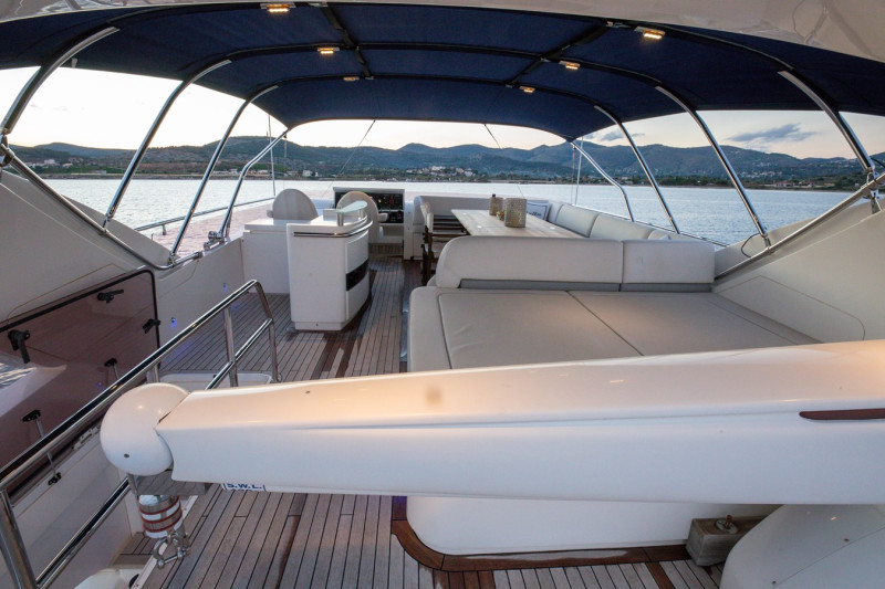 2012 PRINCESS YACHTS
