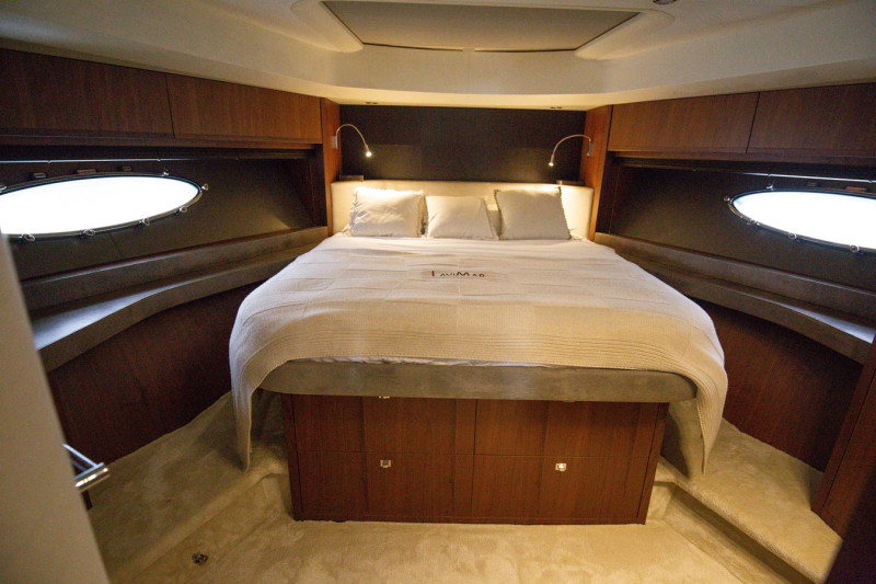 2012 PRINCESS YACHTS